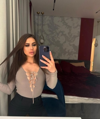 🌟 Я живу в Москве и предлагаю широкий спектр услуг, которые сделают наше свидание незабываемым. 😍 Я умею устраивать прекрасные эротические массажи, нежные ласки и глубокий оральный секс. 💦 Возможно дополнительное время, интимные приключения и ролевые игры. 🎭 Мои клиенты говорят, что я очень профессиональна и знаю, как доставить настоящее удовольствие. 🔥 Посмотри мои фото и убедись с ними собственными глазами. 😉 Жду тебя, чтобы воплотить все твои сокровенные желания... 💫 812, 23 года