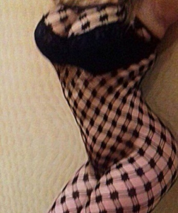 Изысканная и сексуальная девушка с огненным темпераментом ждет тебя для фееричного вечера. Обещаю, ты не пожалеешь! Приезжай, и я окуну тебя в мир наслаждения и удовольствия. 13876, 28 лет