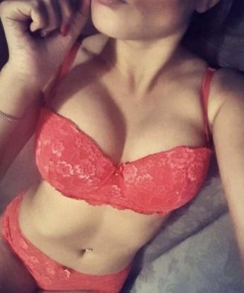 Хрупкая красавица с горячим характером ждет встречи! Предлагаю неповторимые ощущения и море страсти. Вместе мы сделаем ночь незабываемой! 8640, 23 года